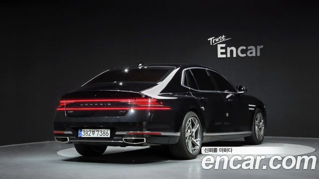 Genesis G90 2023 — photo 2