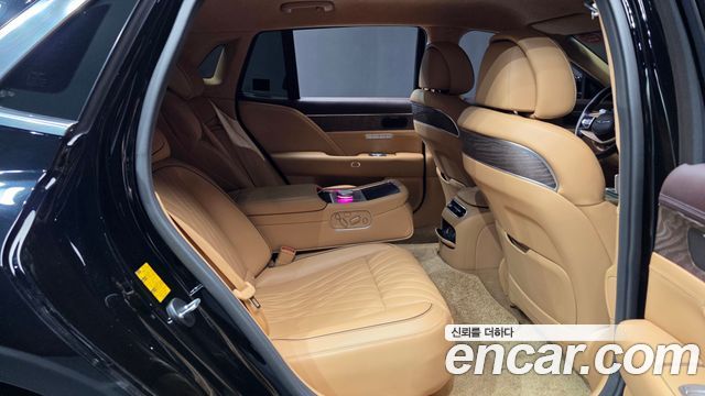Genesis G90 2023 — photo 12