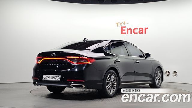 Hyundai Grandeur 2018 — photo 2