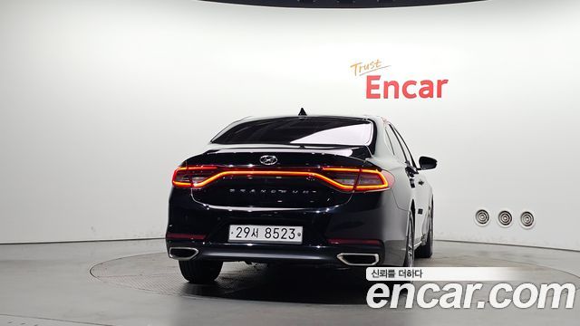 Hyundai Grandeur 2018 — photo 4