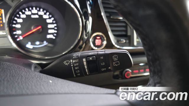 Kia Canival 2018 — photo 30