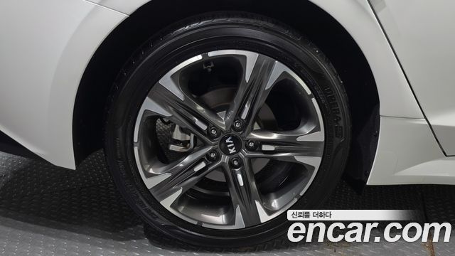 Kia K5 2020 — photo 5