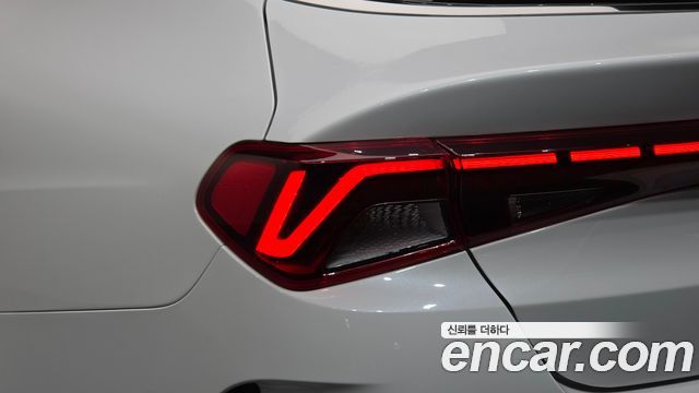 Kia K5 2020 — photo 9