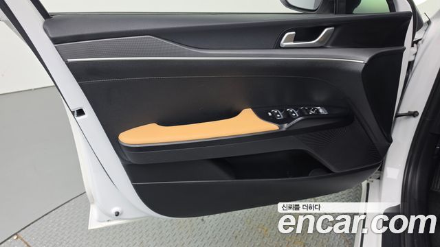 Kia K5 2020 — photo 14