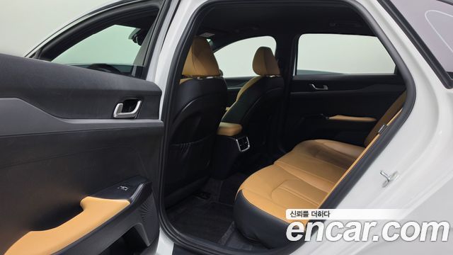 Kia K5 2020 — photo 27