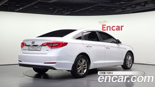Hyundai Sonata 2017 — photo 2