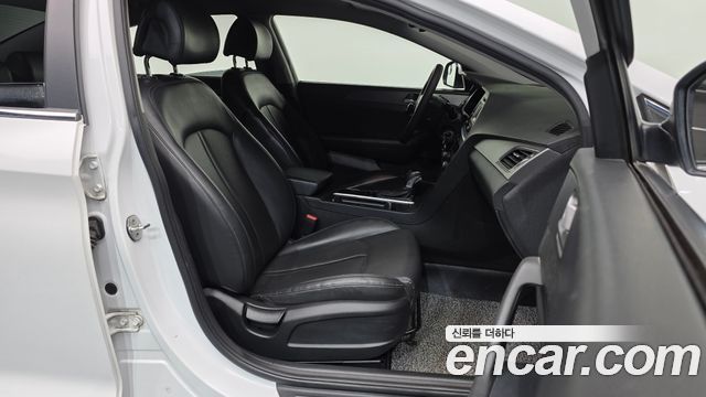 Hyundai Sonata 2017 — photo 11