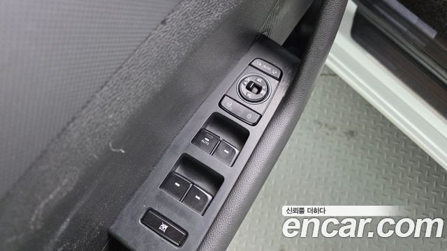 Hyundai Sonata 2017 — photo 16