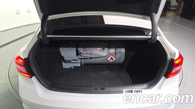 Hyundai Sonata 2017 — photo 20