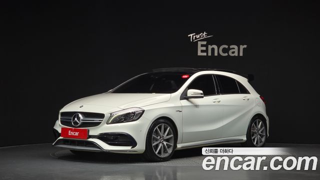 Mercedes-Benz A-Class 2017 — photo 1