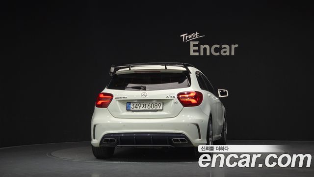 Mercedes-Benz A-Class 2017 — photo 4