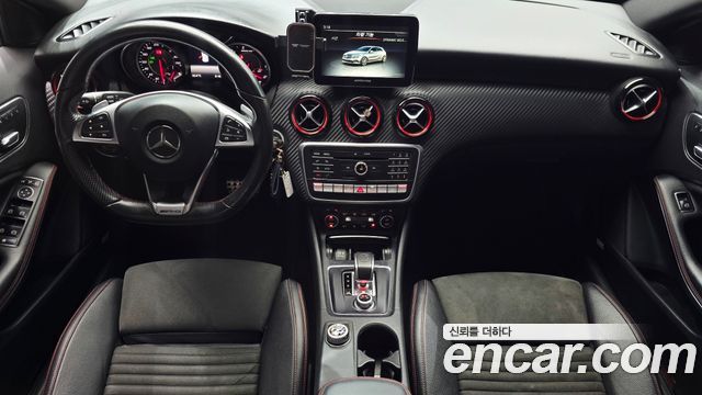 Mercedes-Benz A-Class 2017 — photo 7
