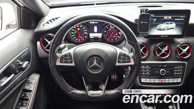 Mercedes-Benz A-Class 2017 — photo 13