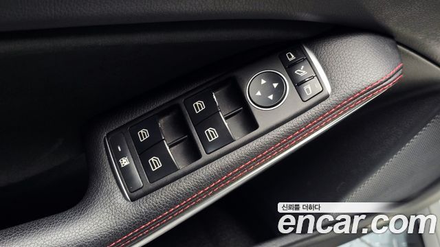 Mercedes-Benz A-Class 2017 — photo 15