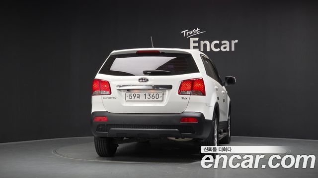 Kia Sorento 2011 — photo 4