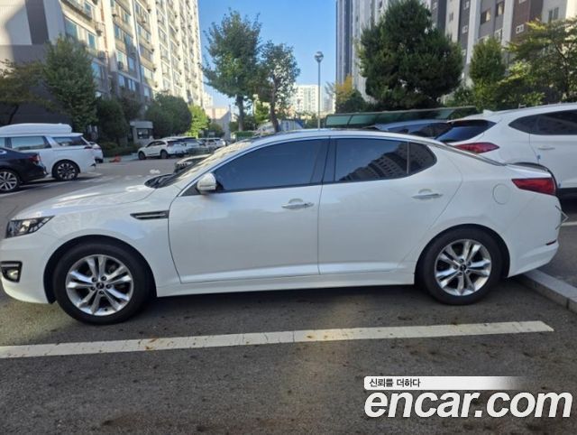 Kia K5 2011 — photo 5