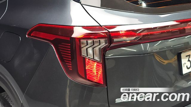 Kia Seltos 2023 — photo 9