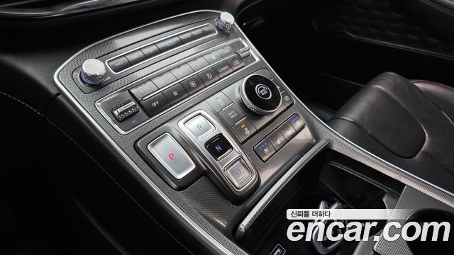 Hyundai Santafe 2021 — photo 12