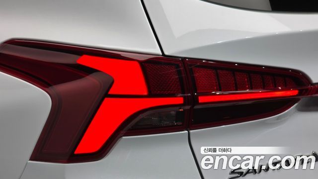 Hyundai Santafe 2021 — photo 9