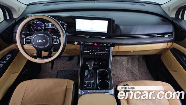 Kia Canival 2023 — photo 10