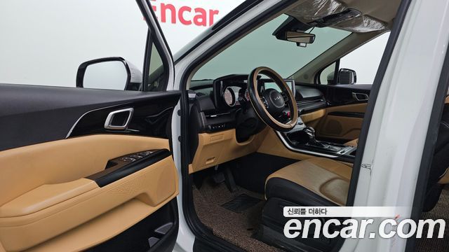 Kia Canival 2023 — photo 13