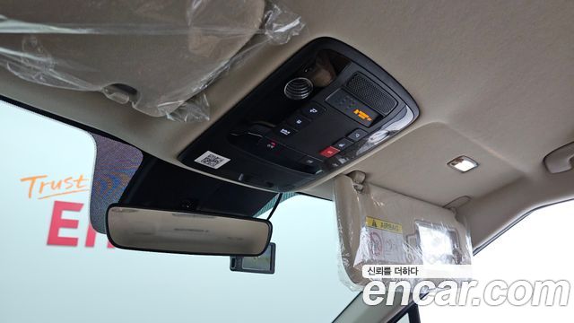 Kia Canival 2023 — photo 25
