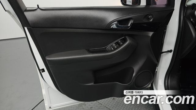 Chevrolet Korea Orlando 2015 — photo 14