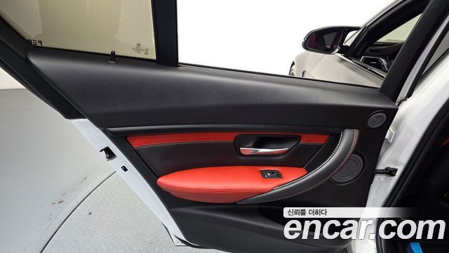 BMW M3 2018 — photo 15
