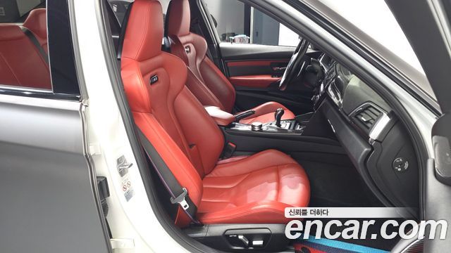 BMW M3 2018 — photo 16