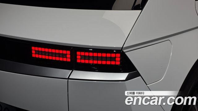 Hyundai Ioniq5 2022 — photo 9