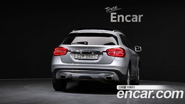 Mercedes-Benz GLA-Class 2016 — photo 4