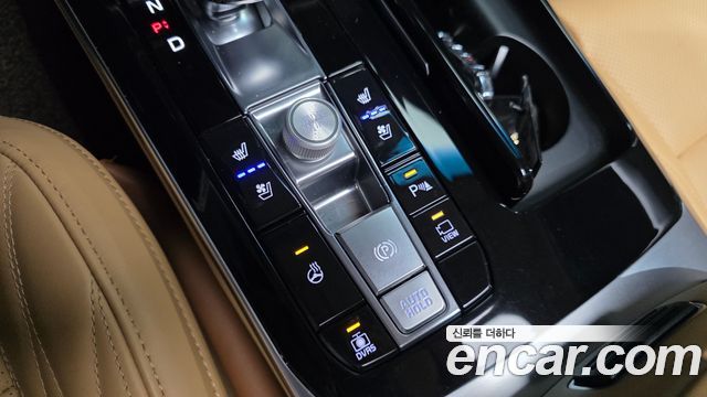 Kia K7 2020 — photo 24