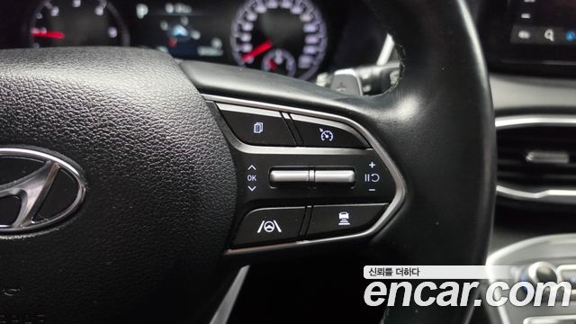 Hyundai Santafe 2021 — photo 21