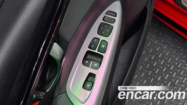 Hyundai Veloster 2020 — photo 20