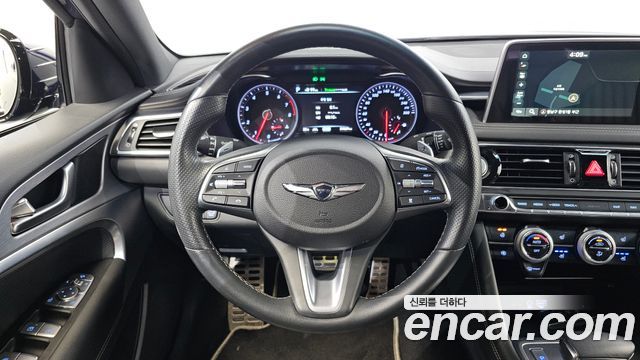 Genesis G70 2019 — photo 21