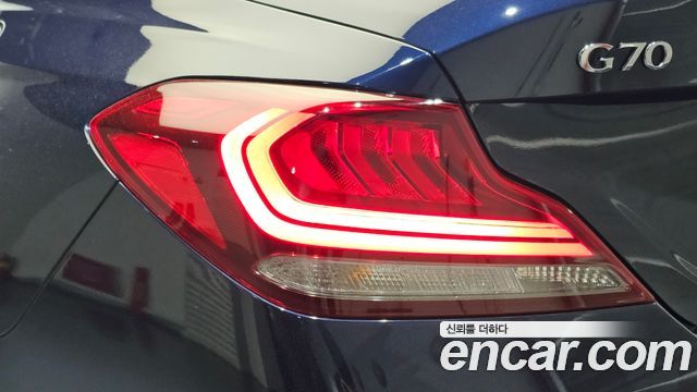 Genesis G70 2019 — photo 9