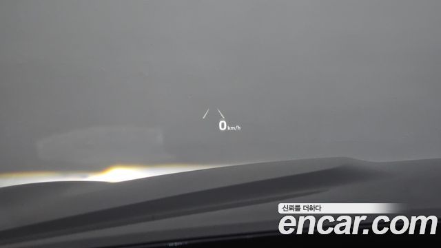 Genesis G70 2019 — photo 32