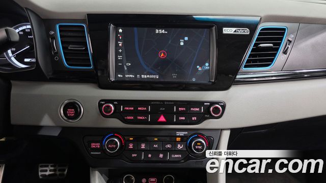 Kia Niro 2017 — photo 19