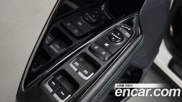 Kia Niro 2017 — photo 31