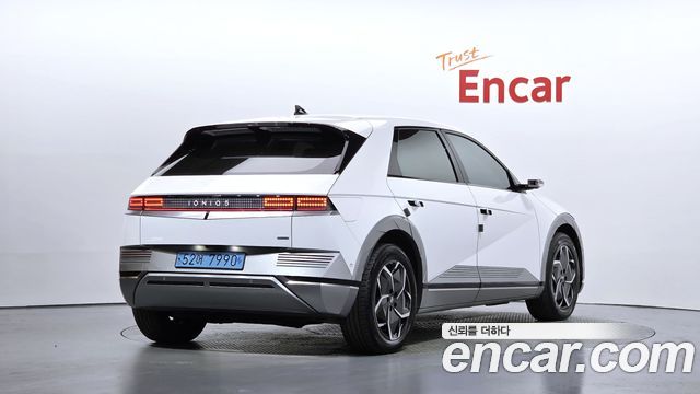 Hyundai Ioniq5 2023 — photo 2