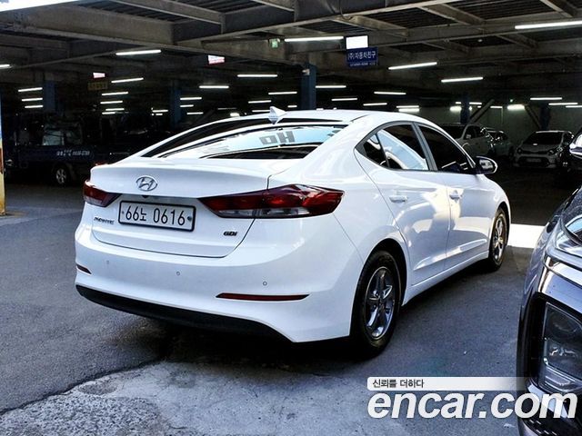 Hyundai AVANTE 2016 — photo 4