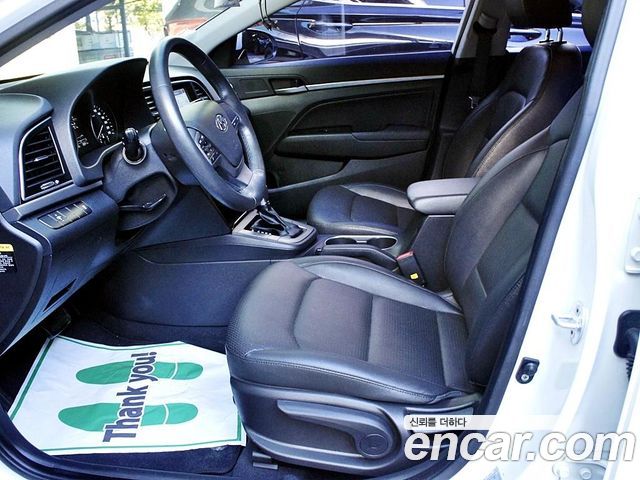 Hyundai AVANTE 2016 — photo 5