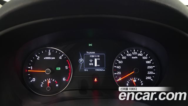 Kia Sportage 2016 — photo 11