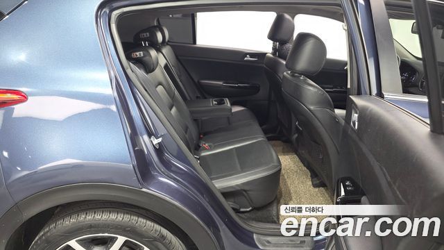 Kia Sportage 2016 — photo 17