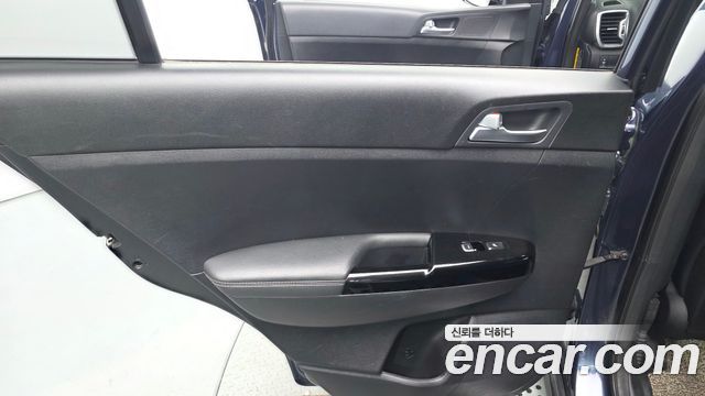 Kia Sportage 2016 — photo 15