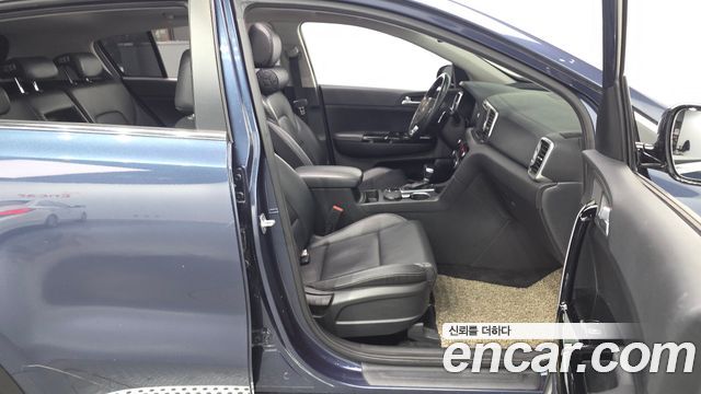 Kia Sportage 2016 — photo 16