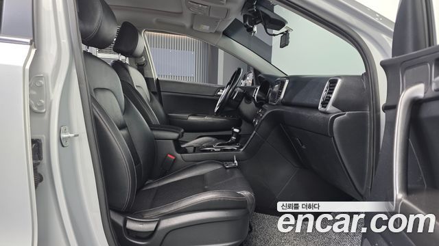Kia Sportage 2019 — photo 11