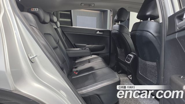 Kia Sportage 2019 — photo 12