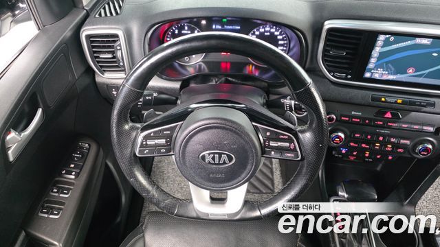 Kia Sportage 2019 — photo 13