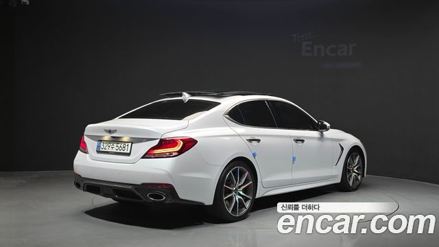 Genesis G70 2019 — photo 2